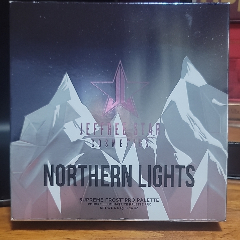 Jeffree Star Northern Lights Highlighter Palette